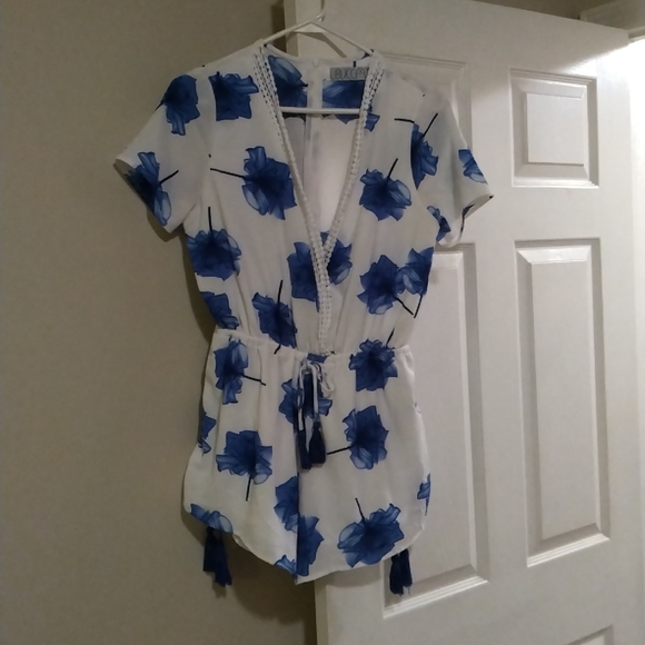 Romper - Picture 5 of 11